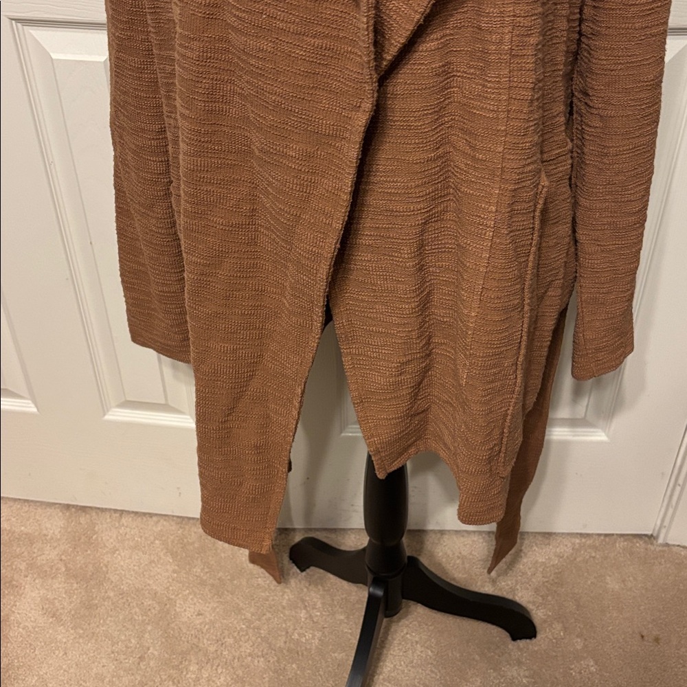 Steve Madden Textured Open Front Cardigan. - Picture 3 of 10